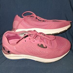 Under Armour Women’s HOVR Sonic 5 Sneakers In Pink US Size 7.5 Great Shape!